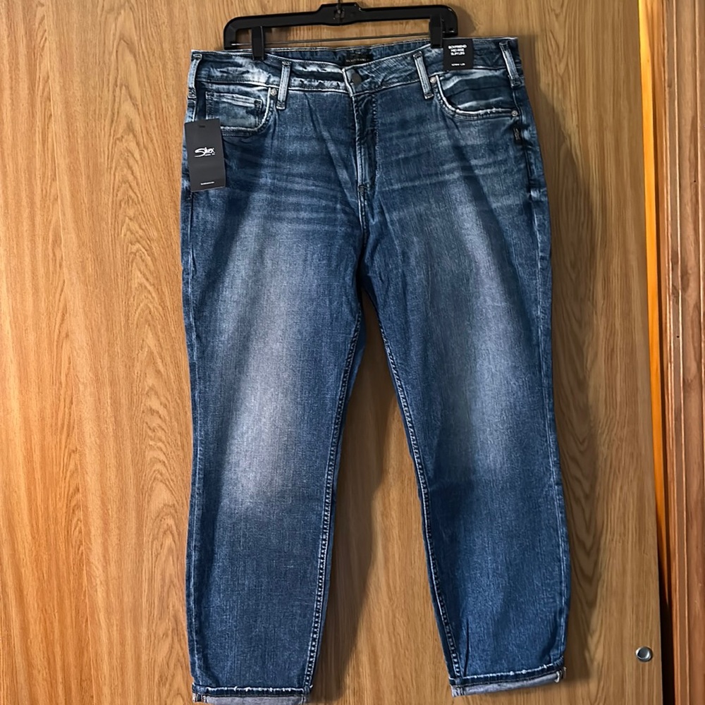 NWT Silver Jeans